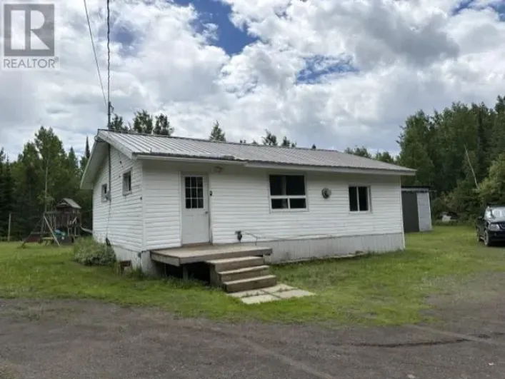 1022 Cloud Lake Road, Neebing