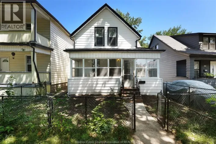 1022 HICKORY ROAD, Windsor