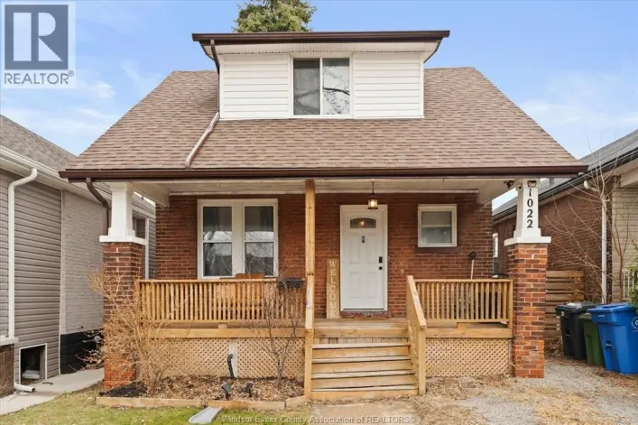 1022 OAK AVENUE, Windsor