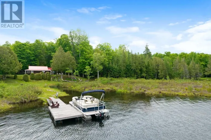 1025 ARCOL ROAD, Frontenac