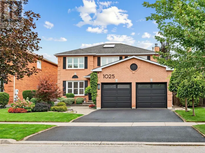 1025 MOORELANDS CRESCENT, Pickering