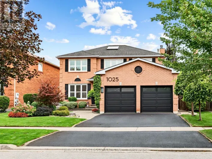 1025 MOORELANDS CRESCENT, Pickering