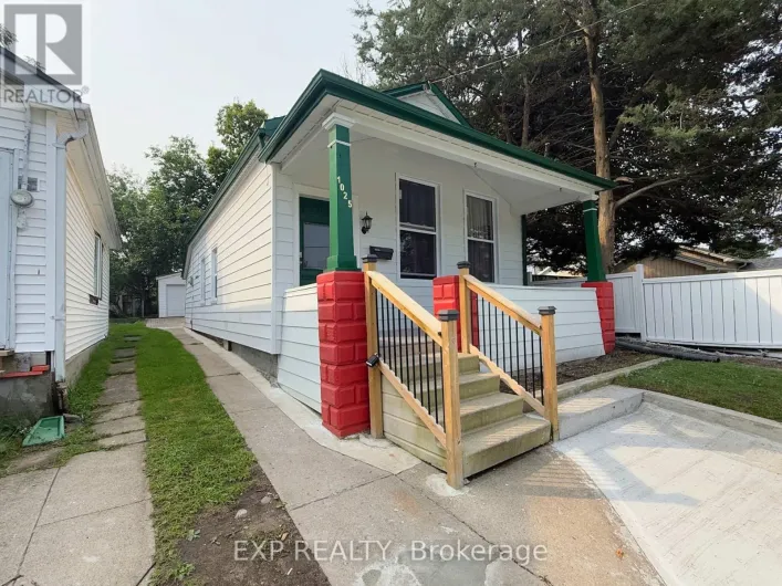 1025 YORK STREET, London East