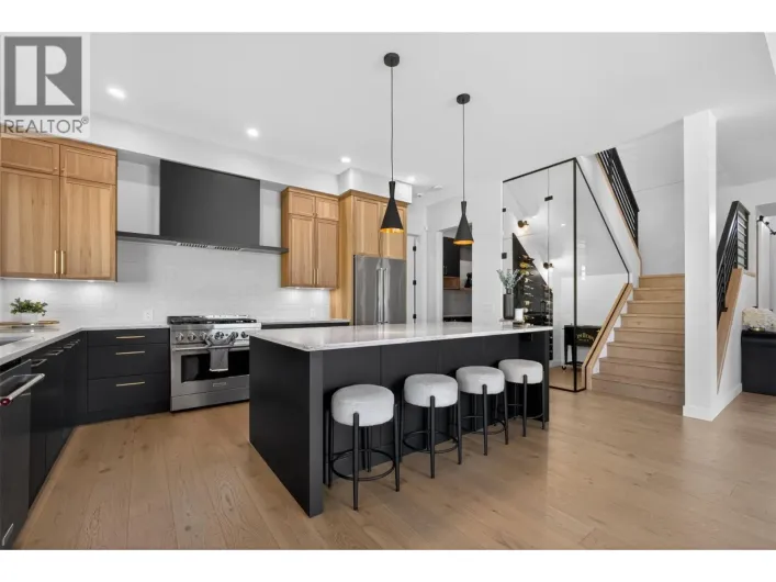 10255 Beacon Hill Drive, Lake Country