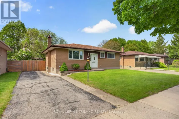 1026 CHIPPEWA DRIVE, London East