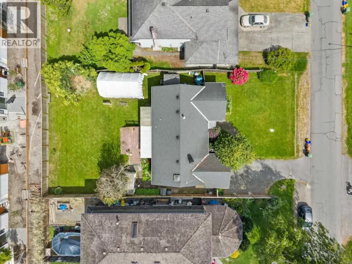 10271 DENNIS CRESCENT, Richmond
