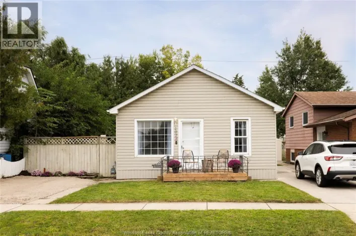 1028 REEDMERE ROAD, Windsor