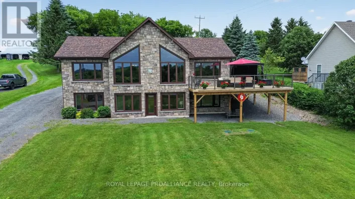 10283 COUNTY ROAD 2 ROAD, South Dundas