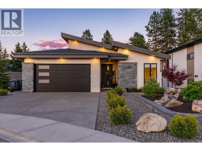 10285 Beacon Hill Drive, Lake Country