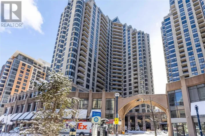 1029 - 15 NORTHTOWN WAY, Toronto