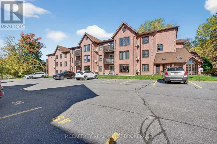 103 - 11 CENTRE STREET S, Greater Napanee