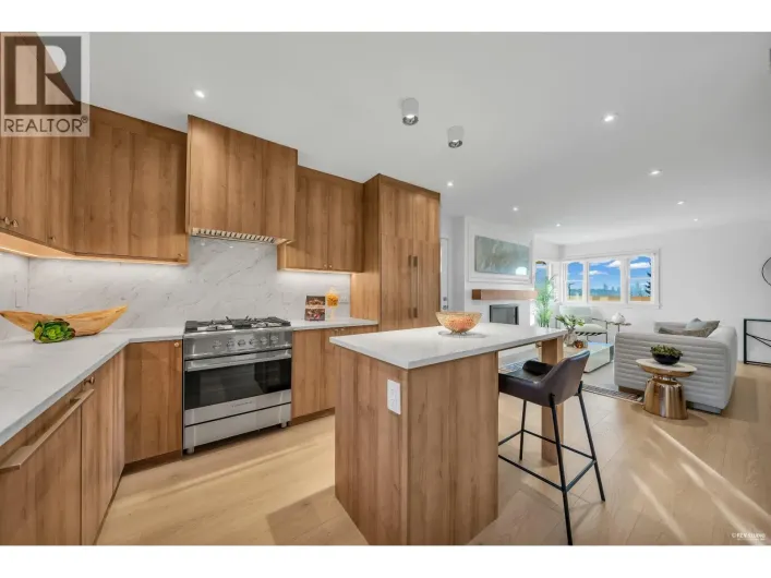 103 1125 CARTIER AVENUE, Coquitlam