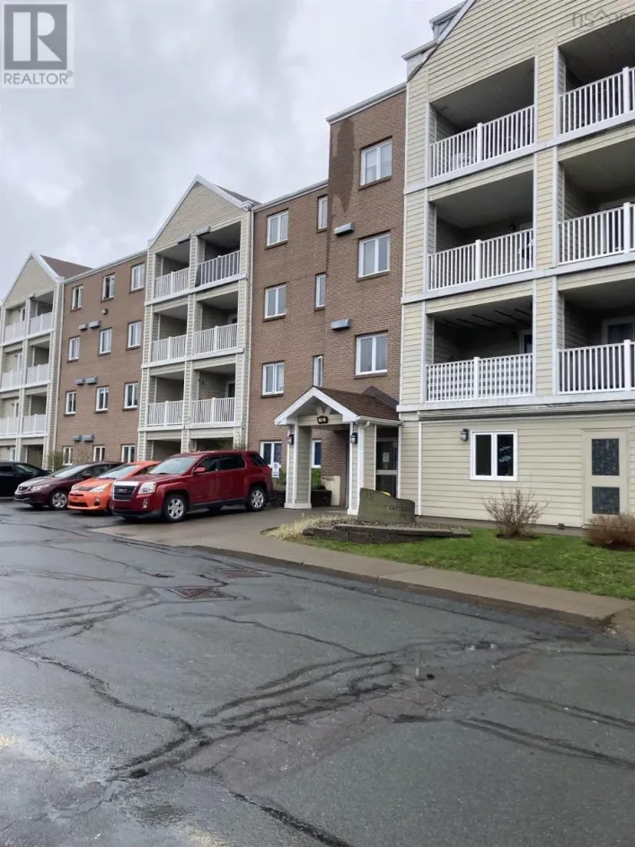 103 15 Langbrae Drive, Halifax