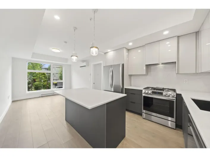 103 15353 17 AVENUE, Surrey