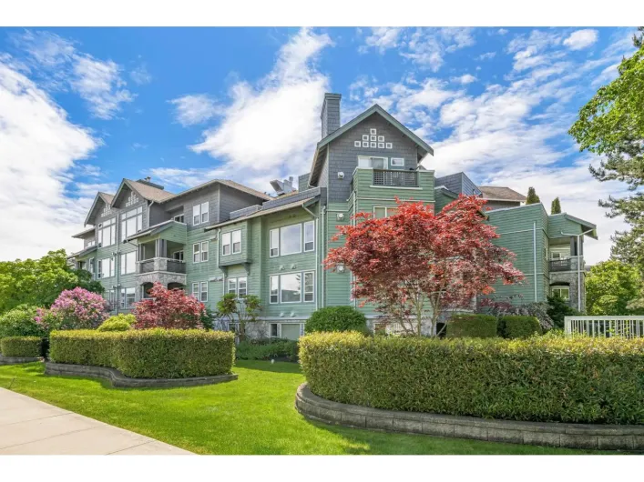 103 15558 16A AVENUE, Surrey