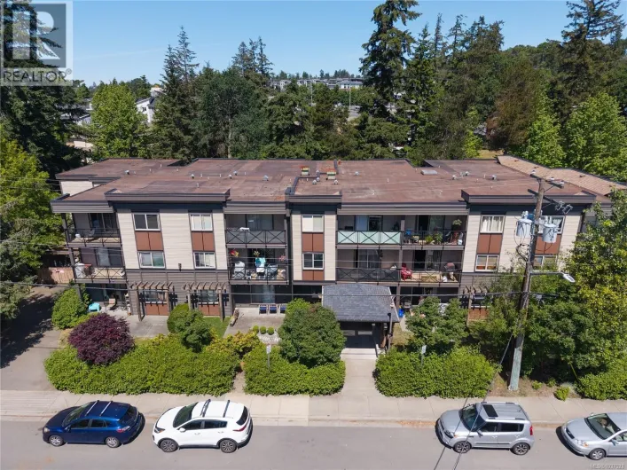 103 1600 Caspers Way, Nanaimo