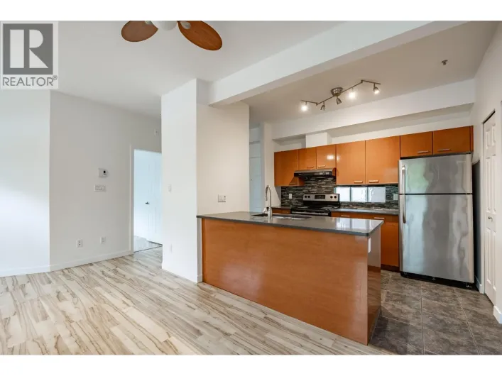 103 1688 E 8TH AVENUE, Vancouver