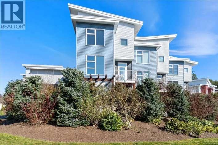 103 1800 Summerhill Pl, Nanaimo