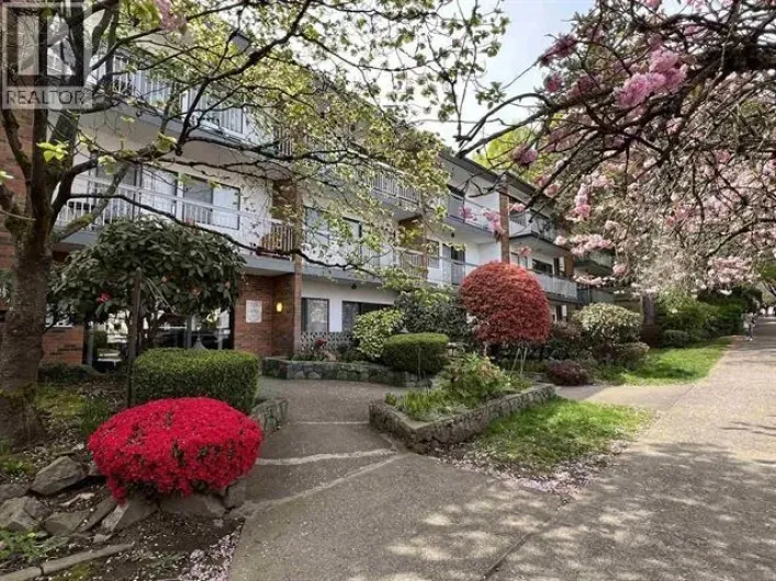 103 1950 W 8TH AVENUE, Vancouver