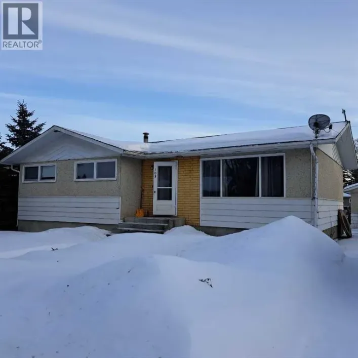 103 1st Street N, Marwayne