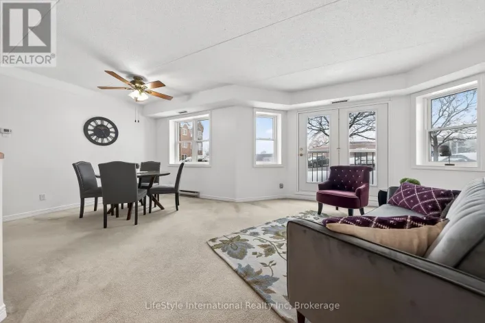 103 - 208 SILVERCREEK PARKWAY N, Guelph