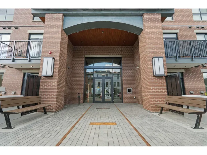 103 2771 MONTROSE AVENUE, Abbotsford