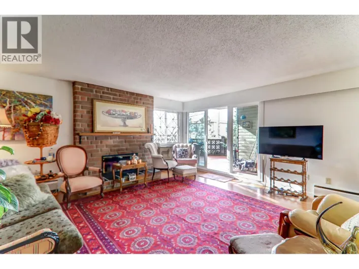 103 327 NINTH STREET, New Westminster