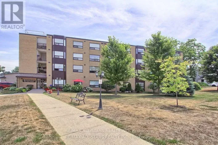 103 - 41 ASH STREET, Uxbridge