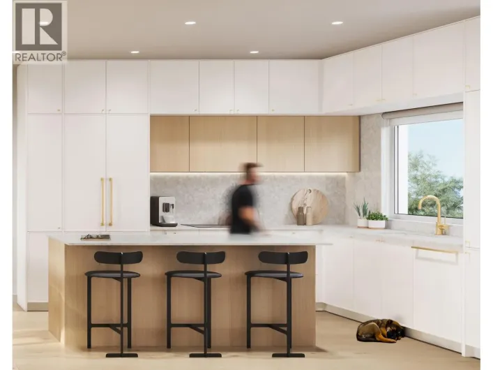 103 602 E 2ND STREET, North Vancouver