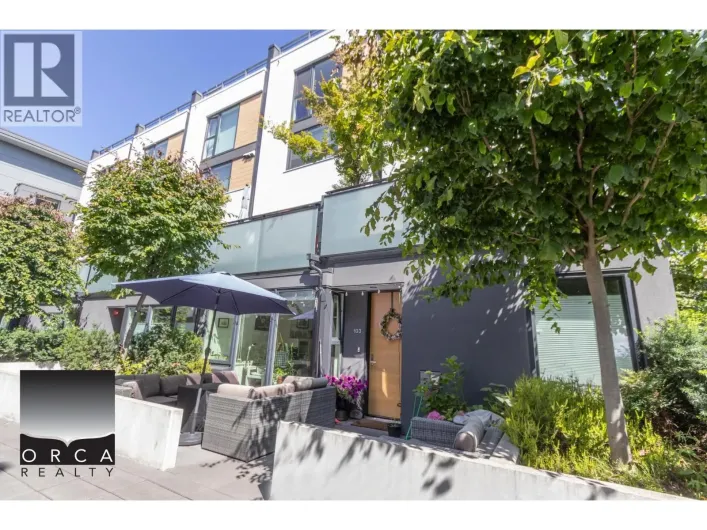 103 649 3RD STREET, North Vancouver