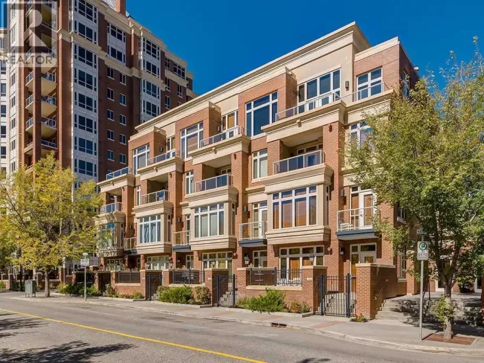 103, 660 Eau Claire Avenue SW, Calgary