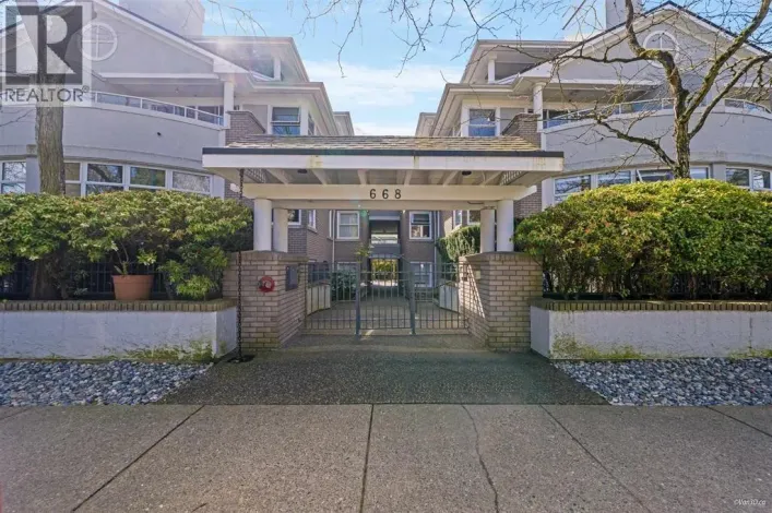 103 668 W 16TH AVENUE, Vancouver