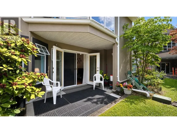 103 74 MINER STREET, New Westminster