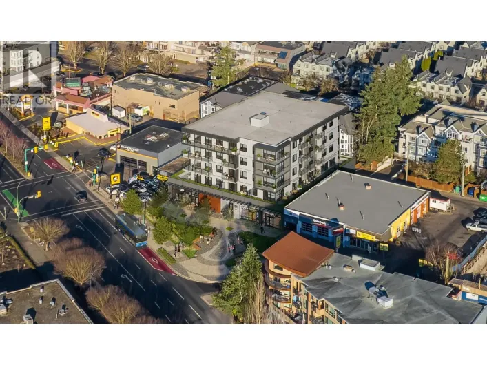 103 880 W 15TH STREET, North Vancouver