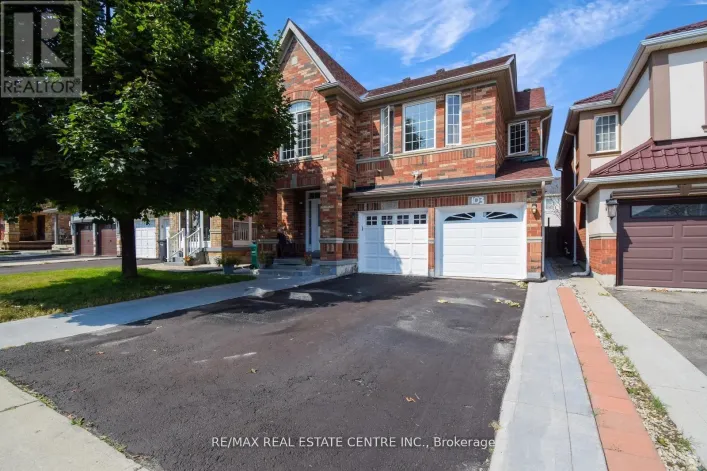 103 BOTAVIA DOWNS DRIVE, Brampton
