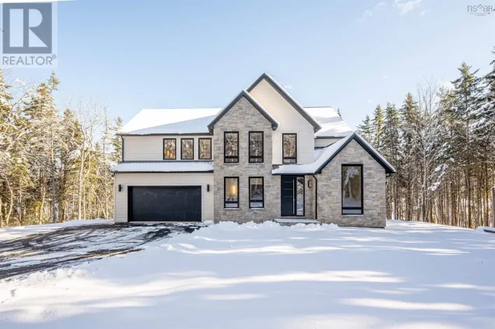 103 Canoe Crescent, Hammonds Plains