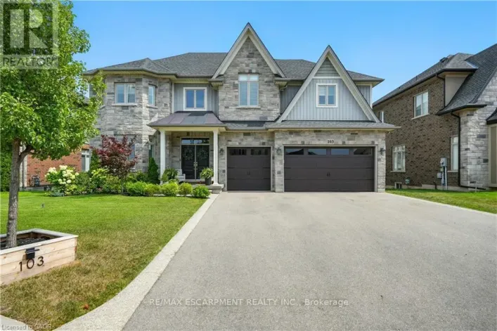 103 LAMPMAN DRIVE, Grimsby