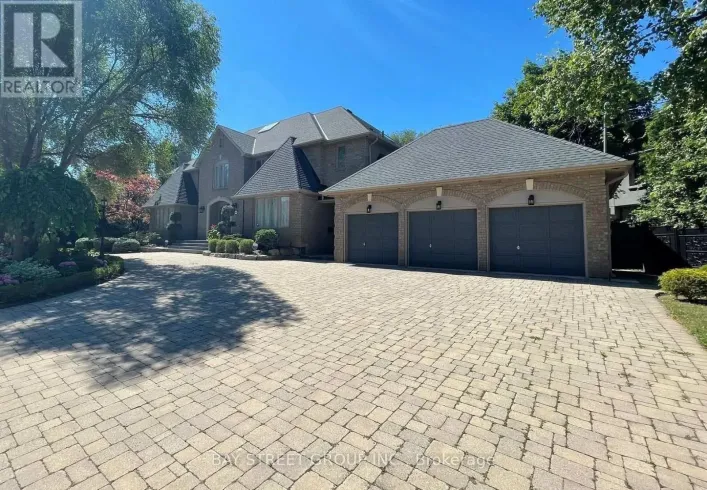House for rent: 103 NORTHDALE ROAD, Toronto