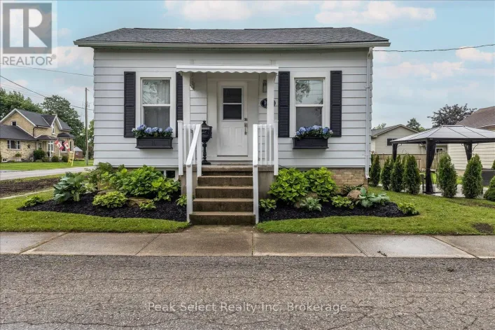 103 PARK STREET, South Huron