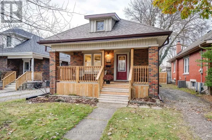 103 SPRINGBANK DRIVE, London South