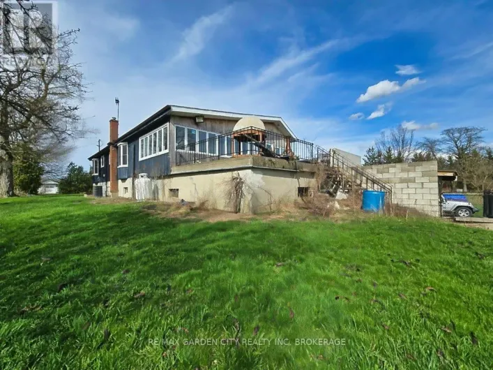 1030 METLER ROAD, Pelham