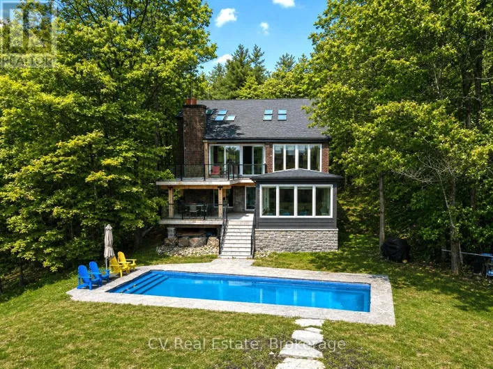 1030 S SUNSET BAY RD, Gravenhurst)