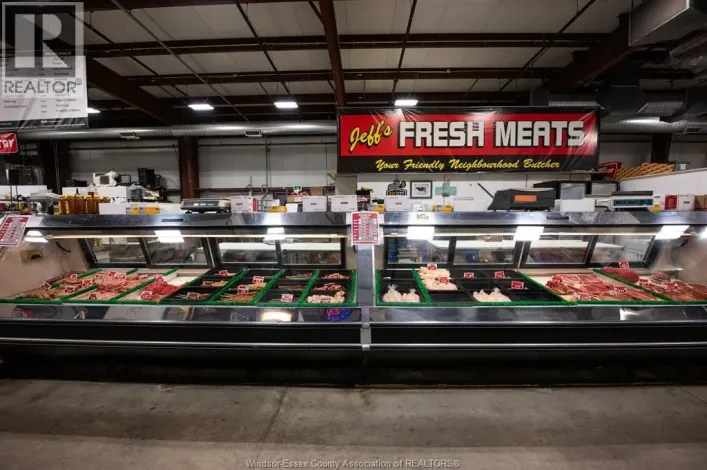 1030 Walker ROAD, Windsor