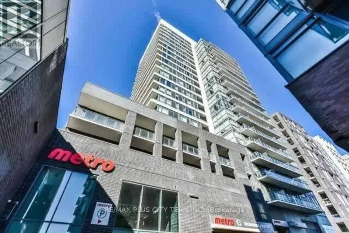 1031 - 20 MINOWAN MIIKAN LANE, Toronto
