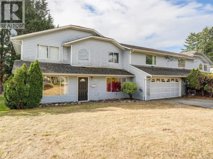 1031 Goldstream Ave, Langford