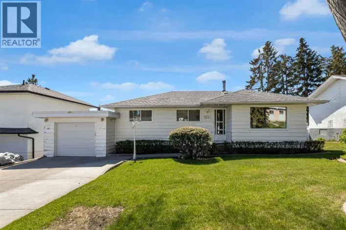 1031 Thorneycroft Drive NW, Calgary