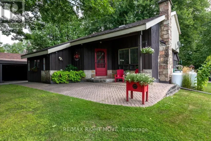1032 COWBELL LANE, Gravenhurst