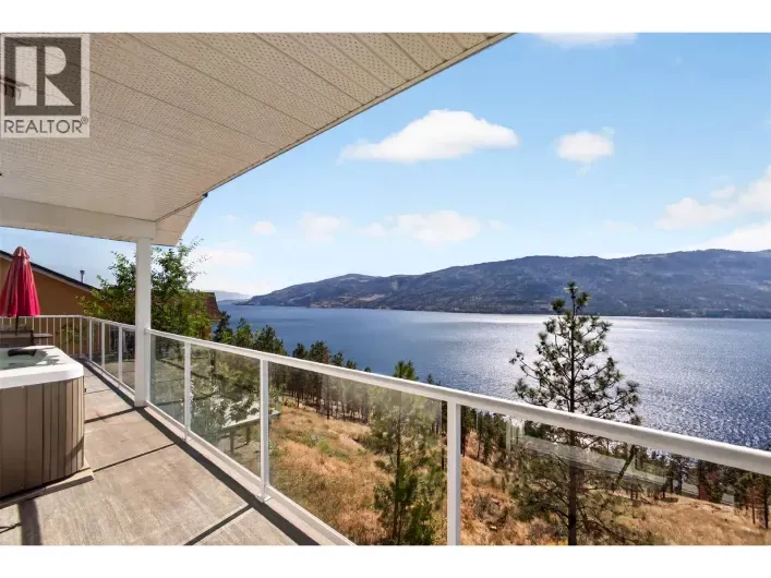 10326 Nighthawk Road, Lake Country