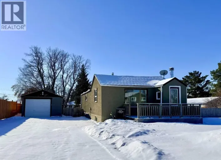 1033 16 Avenue, Wainwright