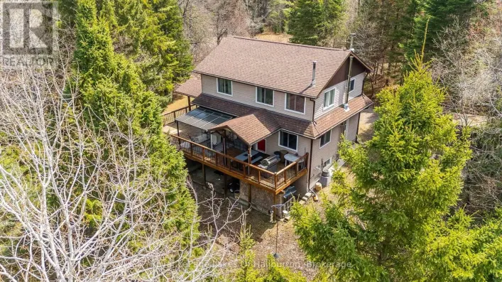 1033 BAYBERRY LANE, Highlands East